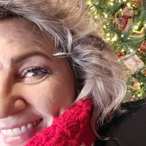 Meet your Posher, Sharon